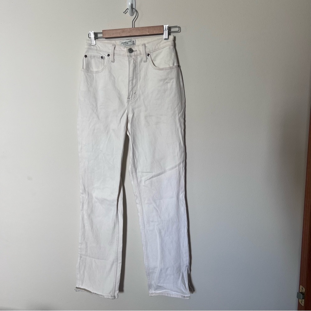 Abercrombie 90s Ultra High Rise Straight Jeans CL
